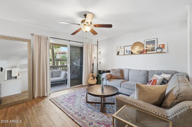 1880 E MORTEN Avenue 120, Phoenix, AZ 85020