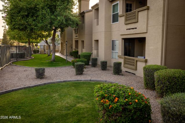 1880 E MORTEN Avenue 120, Phoenix, AZ 85020