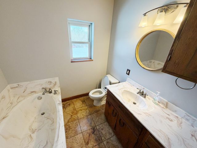 3095 State Highway O, Highlandville, MO 65669