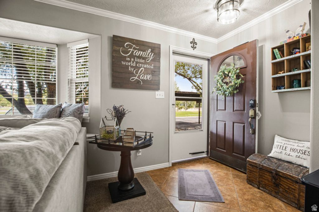 886 E HAMLET CIR, Midway, UT 84049 — photo 2