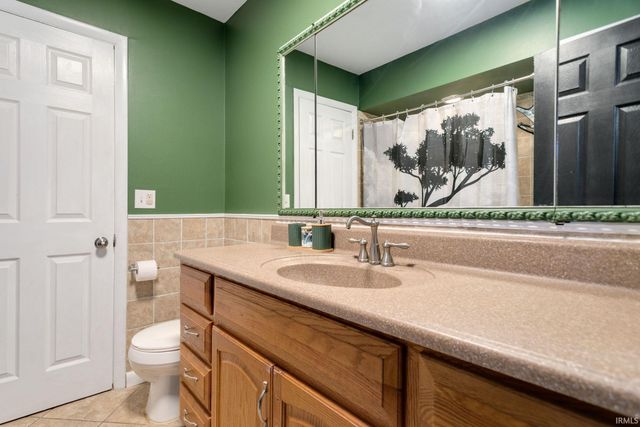 2824 Grape Road, Mishawaka, IN 46545