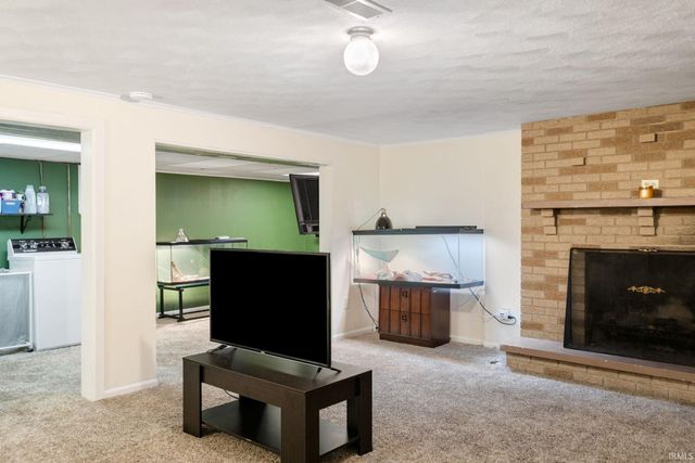 2824 Grape Road, Mishawaka, IN 46545