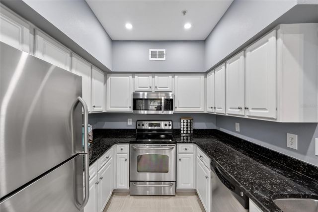 2010 E PALM AVENUE 14304, Tampa, FL 33605