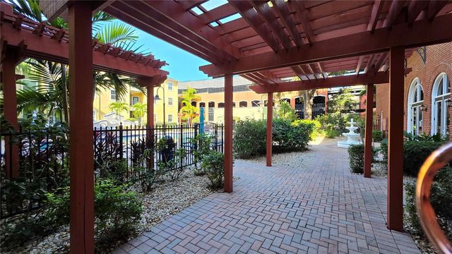2010 E PALM AVENUE 14304, Tampa, FL 33605