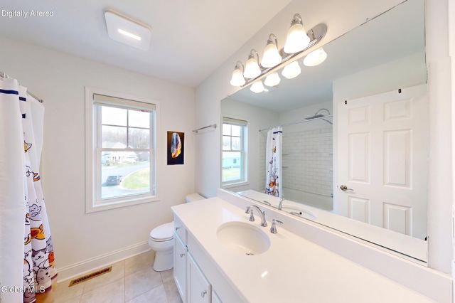 22 Wellington Court, Clifton Park, NY 12065