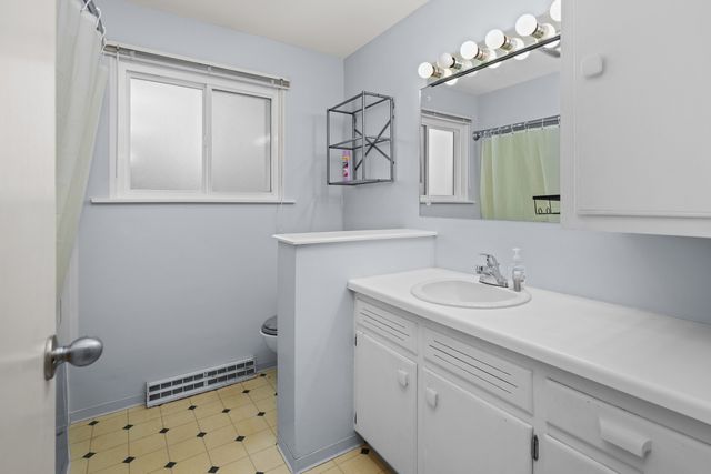 1929 5th Street, East Moline, IL 61244