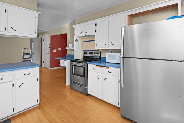 1929 5th Street, East Moline, IL 61244