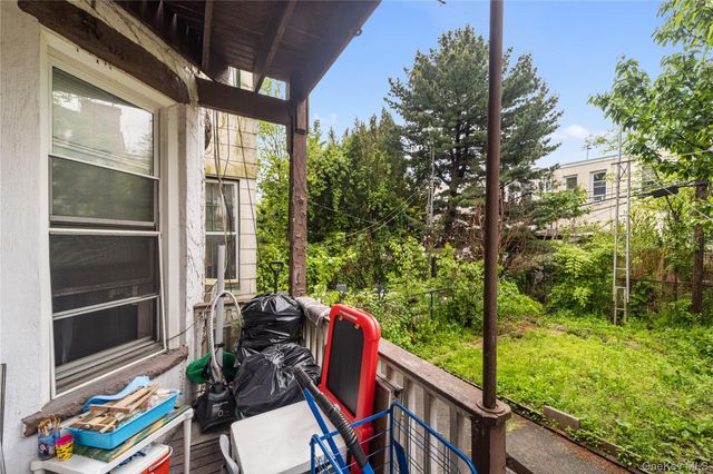 60-77 69th Avenue, Ridgewood, NY 11385
