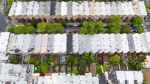 60-77 69th Avenue, Ridgewood, NY 11385