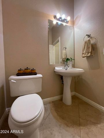 1967 E GLACIER Place, Chandler, AZ 85249