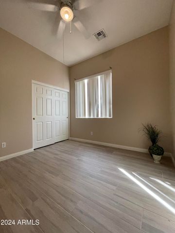 1967 E GLACIER Place, Chandler, AZ 85249