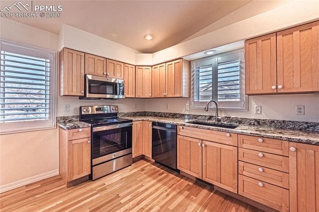 2755 Quail Ridge Point, Colorado Springs, CO 80906