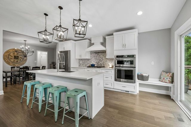 5636 Abbott Avenue S, Edina, MN 55410