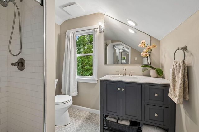 5636 Abbott Avenue S, Edina, MN 55410
