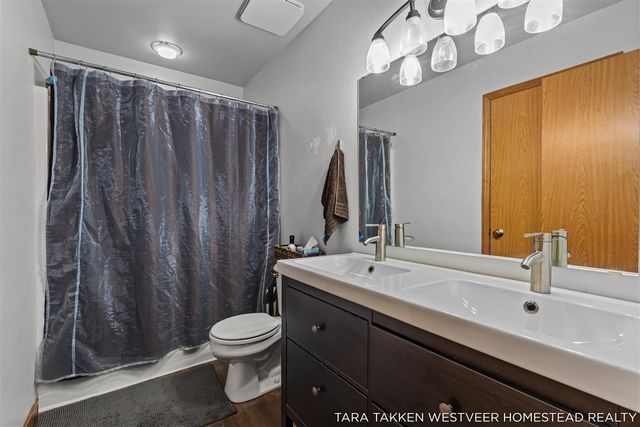 3640 Elderberry Drive, Kentwood, MI 49512
