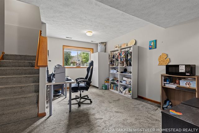 3640 Elderberry Drive, Kentwood, MI 49512