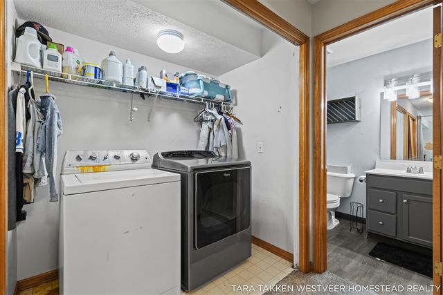 3640 Elderberry Drive, Kentwood, MI 49512