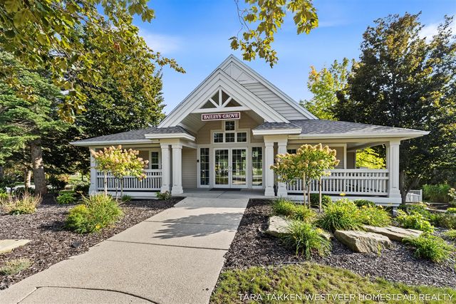 3640 Elderberry Drive, Kentwood, MI 49512