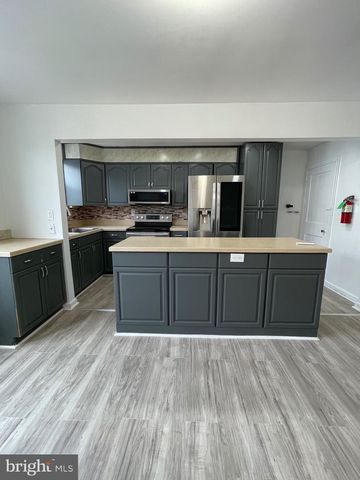 338 MAYPOLE RD, Upper Darby, PA 19082