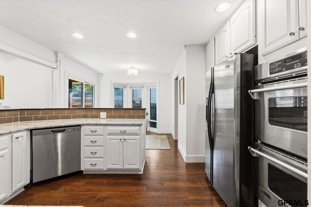 14124 Lillian Circle, Omaha, NE 68138