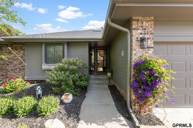 14124 Lillian Circle, Omaha, NE 68138