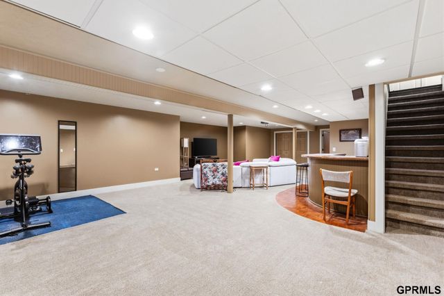 14124 Lillian Circle, Omaha, NE 68138