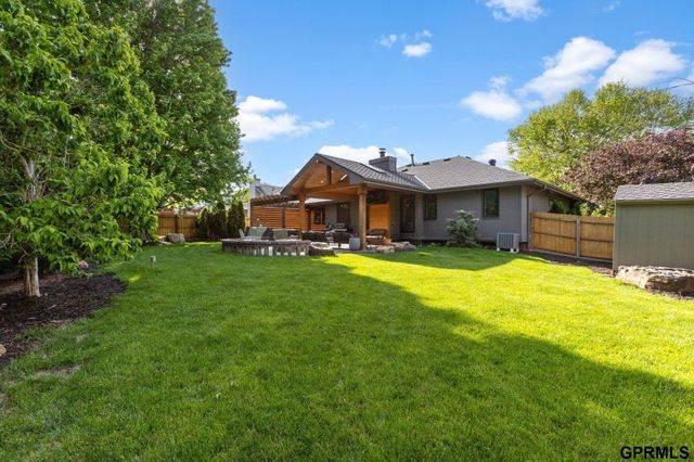 14124 Lillian Circle, Omaha, NE 68138