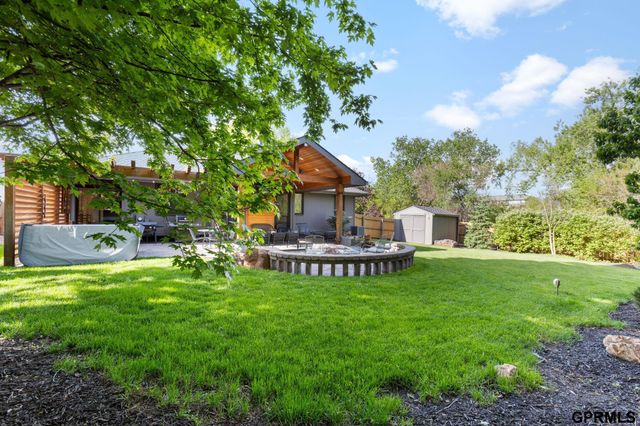 14124 Lillian Circle, Omaha, NE 68138