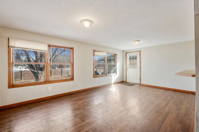 8586 Jason Avenue NE, Monticello, MN 55362