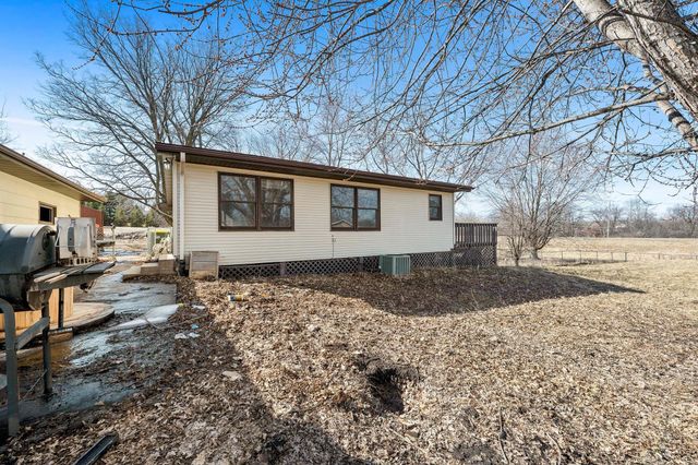 8586 Jason Avenue NE, Monticello, MN 55362