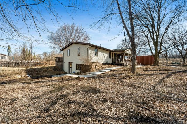 8586 Jason Avenue NE, Monticello, MN 55362