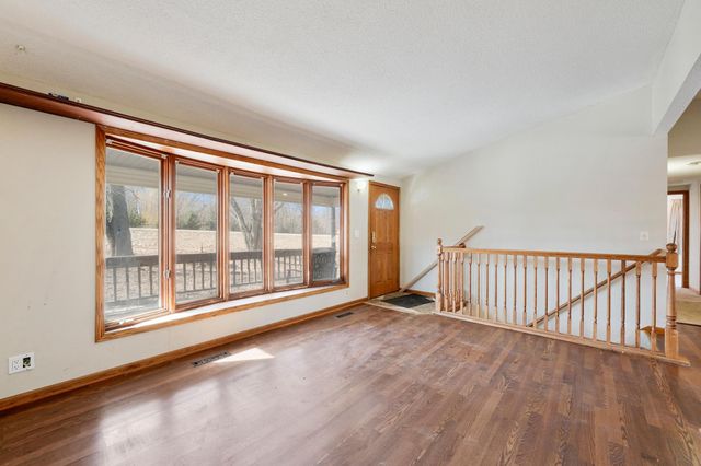 8586 Jason Avenue NE, Monticello, MN 55362