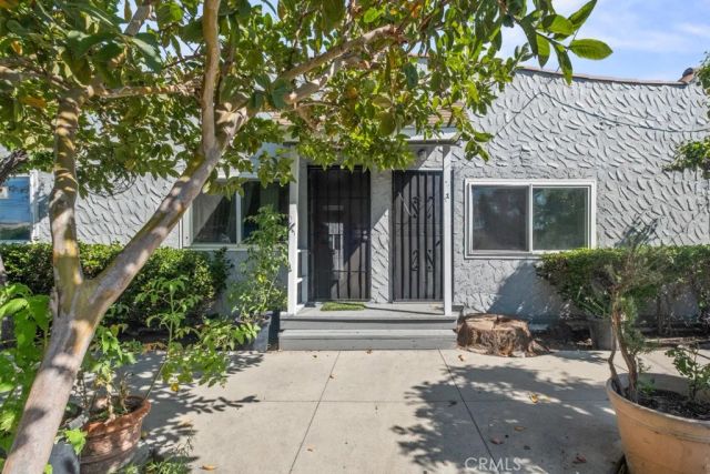 221 W Hillcrest Boulevard, Inglewood, CA 90301