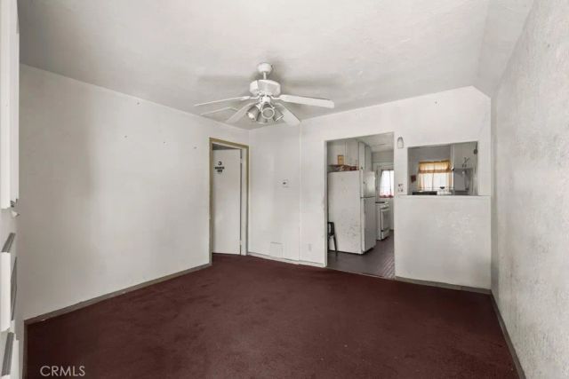 221 W Hillcrest Boulevard, Inglewood, CA 90301