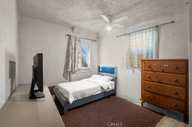 221 W Hillcrest Boulevard, Inglewood, CA 90301