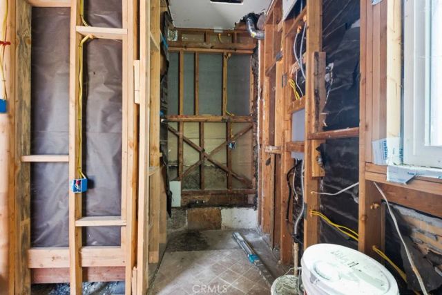 221 W Hillcrest Boulevard, Inglewood, CA 90301