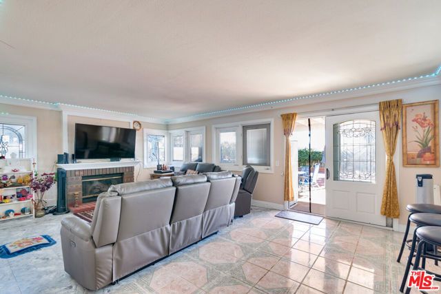 25639 Palm Shadows Drive, Moreno Valley, CA 92557