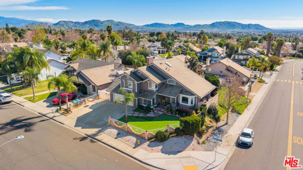 25639 Palm Shadows Drive, Moreno Valley, CA 92557