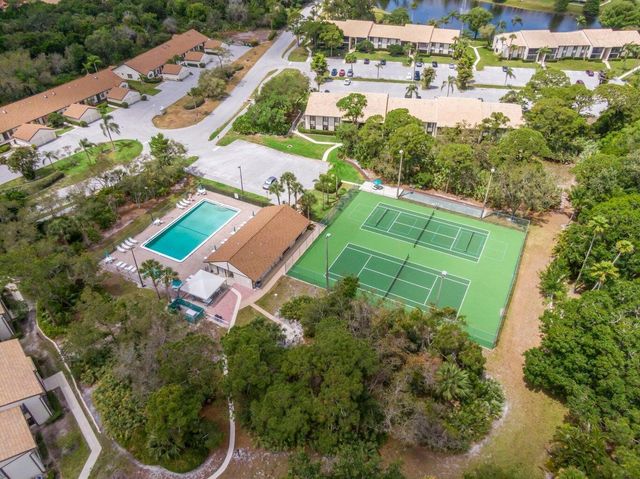 2702 SW Matheson Avenue 113-H1, Palm City, FL 34990