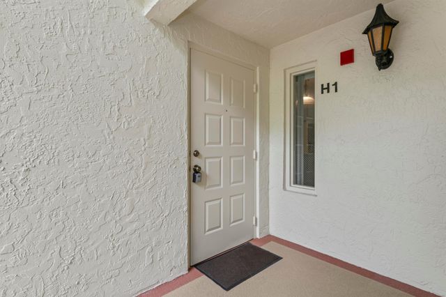 2702 SW Matheson Avenue 113-H1, Palm City, FL 34990