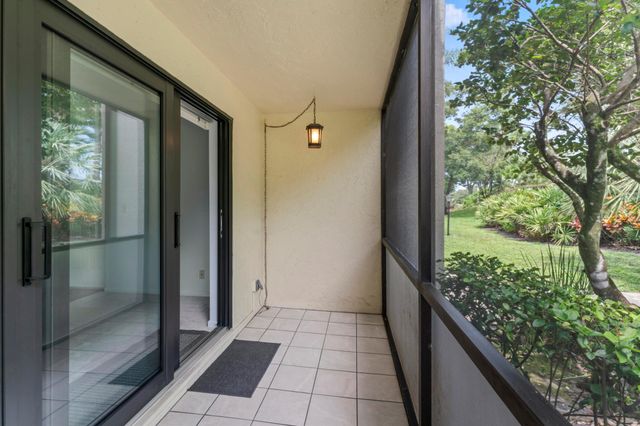 2702 SW Matheson Avenue 113-H1, Palm City, FL 34990