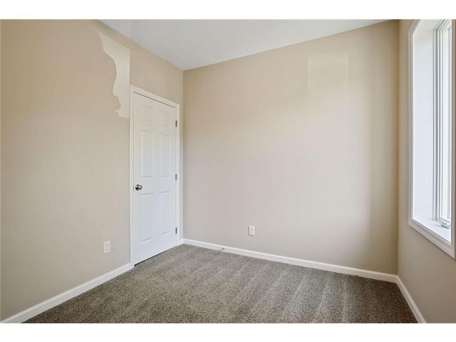 2050 W Broadway Avenue, Minneapolis, MN 55411