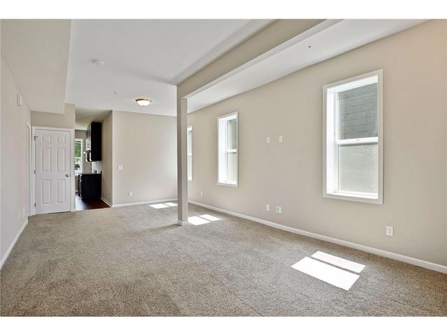 2050 W Broadway Avenue, Minneapolis, MN 55411