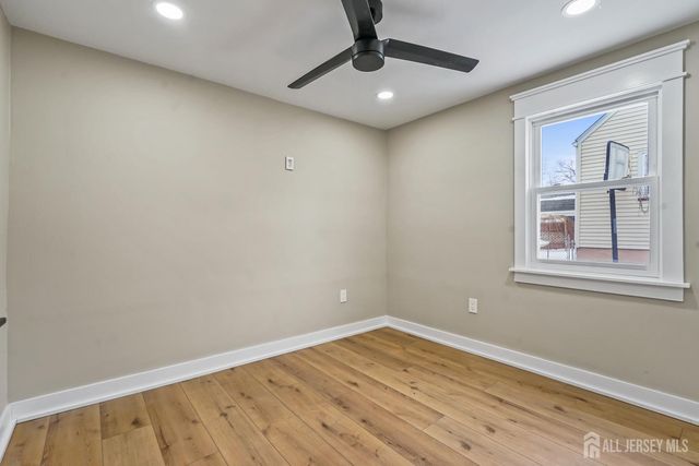 820 front Street, Dunellen, NJ 08812