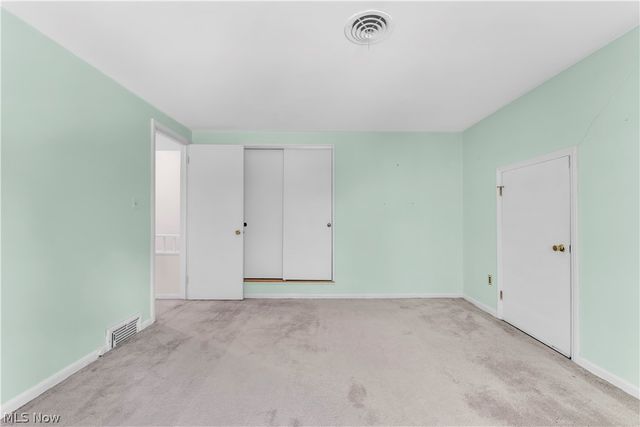 18219 Van Aken Boulevard, Shaker Heights, OH 44122