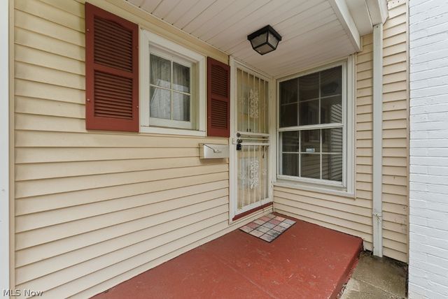 18219 Van Aken Boulevard, Shaker Heights, OH 44122