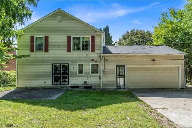 18219 Van Aken Boulevard, Shaker Heights, OH 44122