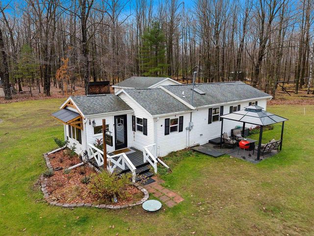 N7853 NOQUEBAY ROAD, Crivitz, WI 54114