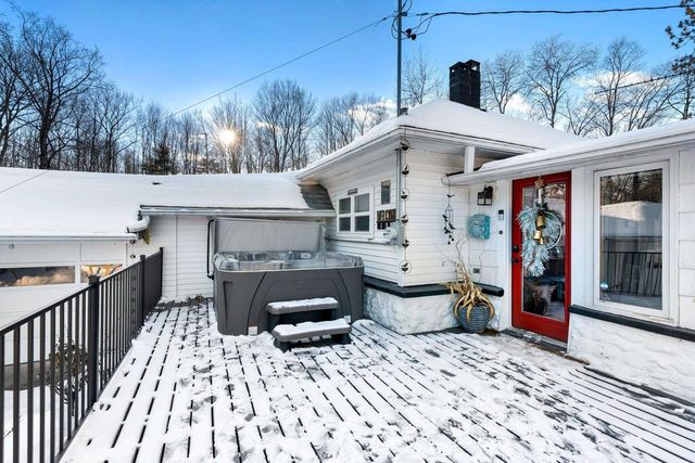 N7853 NOQUEBAY ROAD, Crivitz, WI 54114