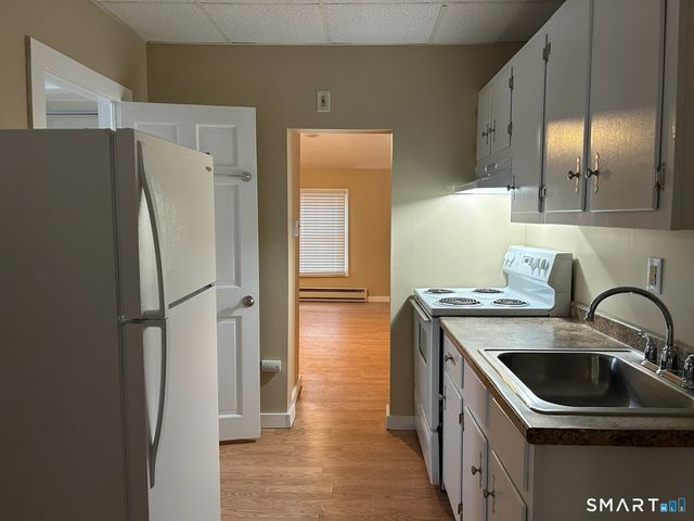 7 Broad Street, Norwich, CT 06360